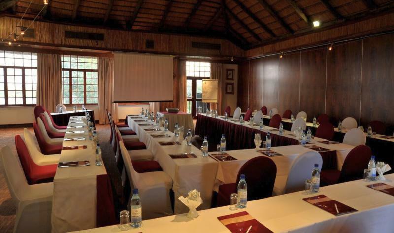 Cresta Mowana Safari Lodge Kasane Exterior photo