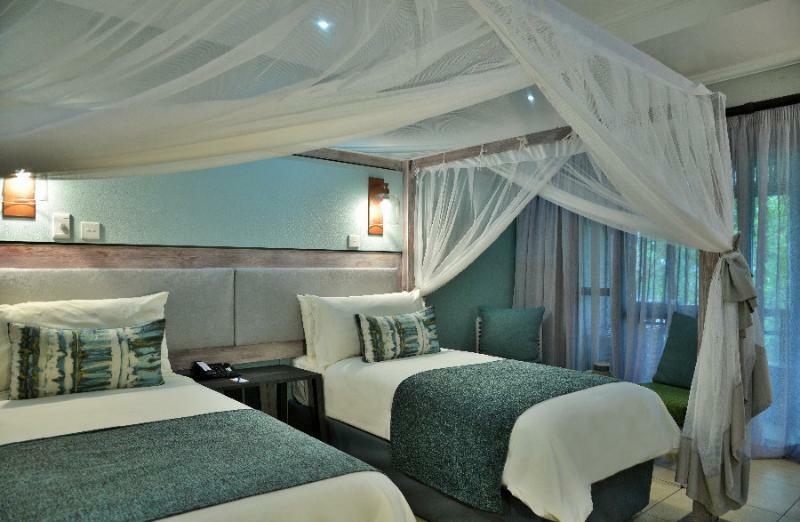 Cresta Mowana Safari Lodge Kasane Exterior photo